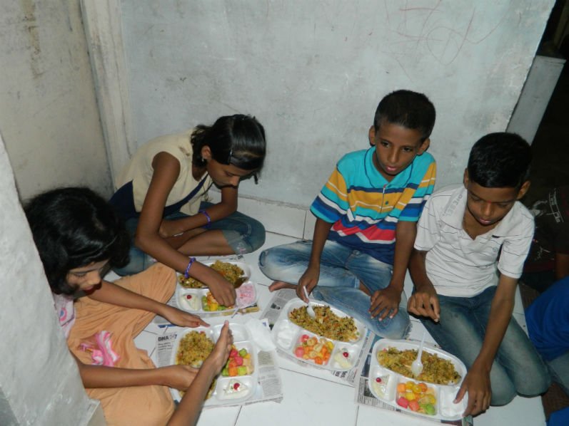 Sunday Activity program for Slum Children of Koperkhairane held on 25th June 017 with Mid Day Lunch.